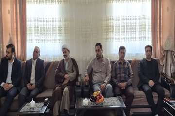 دیدار با خانواده شهدا2